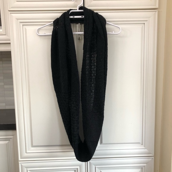 Esprit sparkly women’s knit infinity scarf - Picture 2 of 8